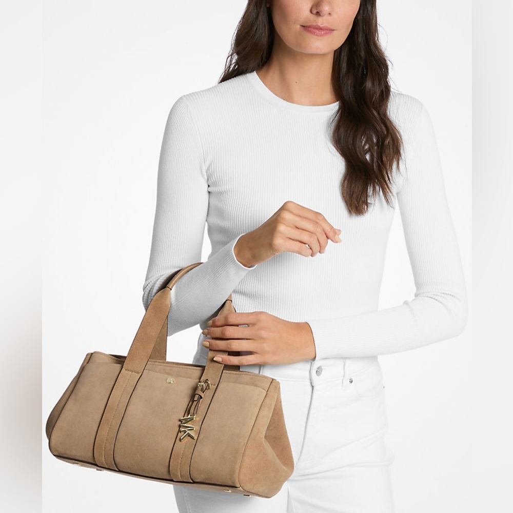 Like new Michael Kors Suede crossbody handbag Romee - Picture 3 of 6